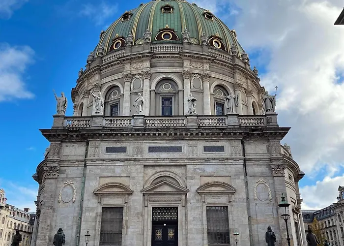 Perfect For Friends & Families In